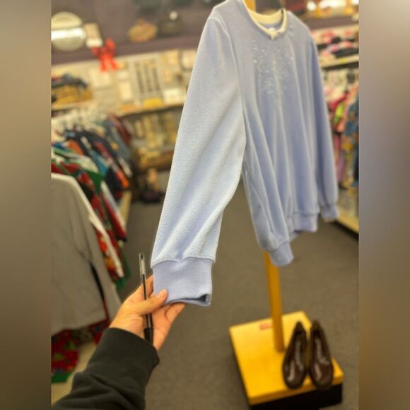 Misc. Christmas Sweaters - Picture 7 of 7